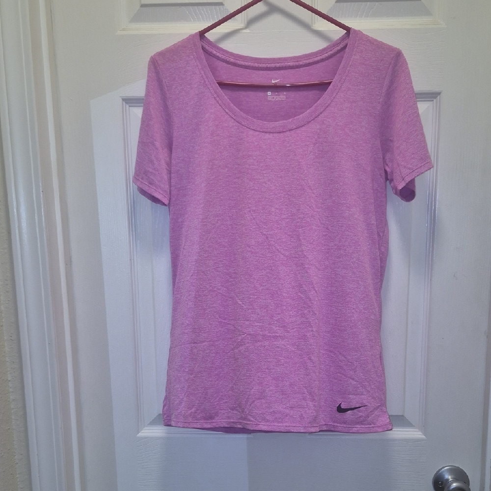 Nike Women's Pink Short Sleeve Tee